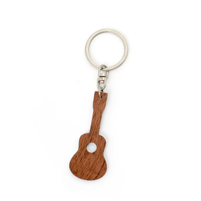 Vintage Stil Ceviz Ahşap Gitar Anahtarlık Oyulmuş - Dayanıklı ve Şık