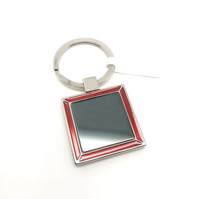 Özel Logo 34x72x5mm ile Kırmızı Çinko Alaşımlı Metal Anahtarlı Taşıyıcı